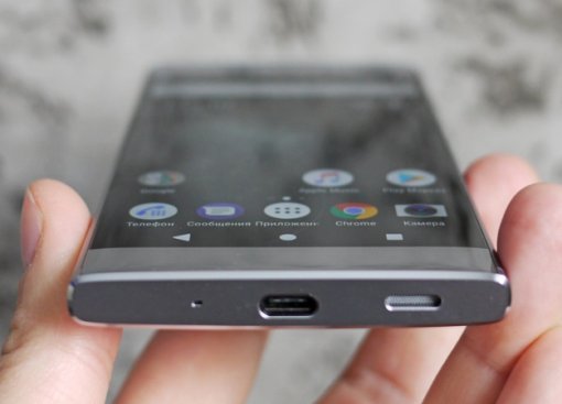 Sony работает над восьмикамерным смартфоном Xperia