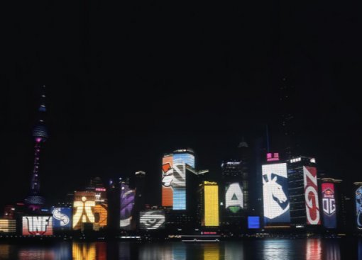 Фаны Dota 2 в восторге от разукрашенных в логотипы участников TI9 высоток Шанхая. Жаль, но это фейк