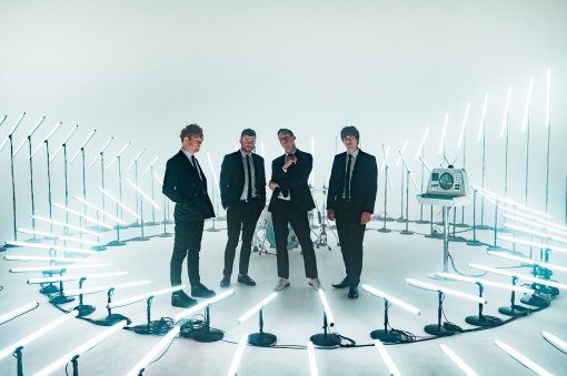 Группа Enter Shikari выпустила сингл Stop The Clocks. Теперь и с клипом!