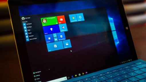 Microsoft исправила баг с красным экраном Windows 10, но выпустила еще один глючный апдейт