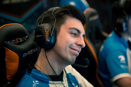 Shroud уходит на Mixer. Он был вторым крупнейшим стримером на Twitch