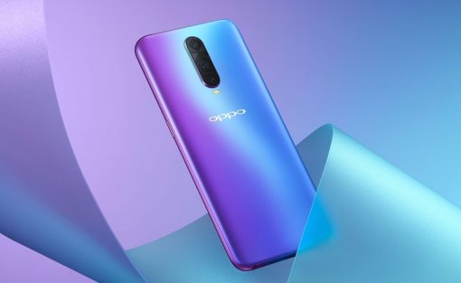 OPPO дарит подарки к Черной пятнице