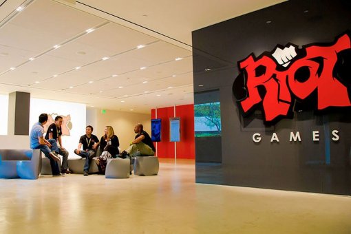 Riot Games выплатит сотрудницам 10 миллионов по делу о дискриминации