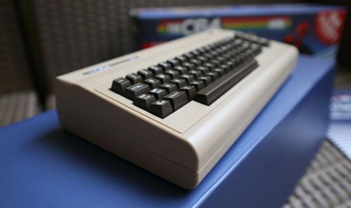 Возрождение легенды: в продаже появился ретро-компьютер Commodore 64