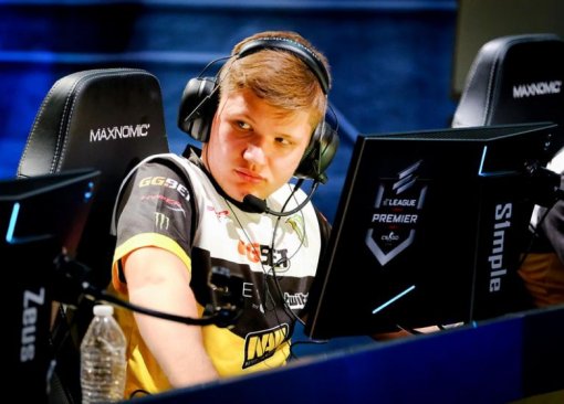 Фанаты s1mple поражены количеством часов, проведенных игроком в CS:GO