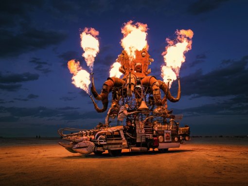 Фестиваль Burning Man отменен, но есть онлайн решение