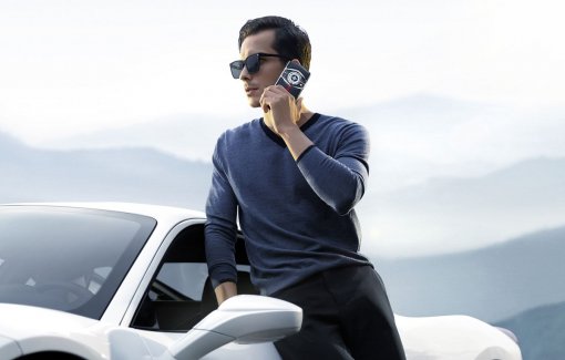 Китайский премиум-смартфон Titanium M6 5G Supercar Limited Edition стоит дороже 200 000 рублей