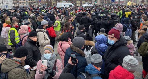 Социальные сети удаляют контент о митингах в России