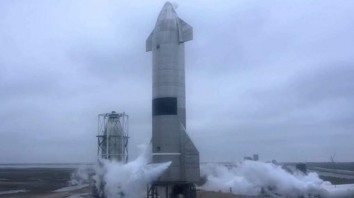 Космический корабль SpaceX Starship SN15 успешно взлетел и вернулся на Землю