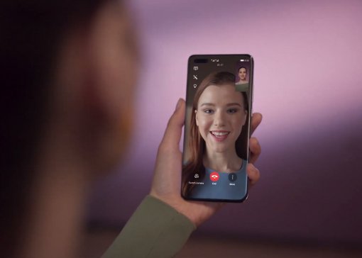 Huawei официально запустила в России своего конкурента Skype