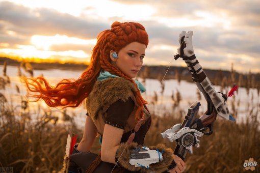 Россиянка показала косплей на Элой из Horizon Zero Dawn с горячим фото в бикини