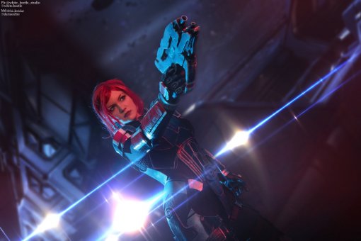 Косплеерша выпустила снимки в образе женской версии Капитана Шепард из Mass Effect