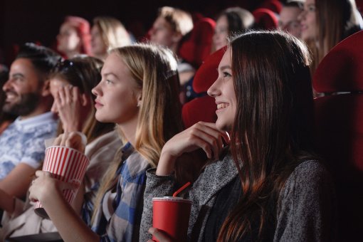 Владельцы кинотеатров Питера призвали представителей власти отменить QR-коды в залах