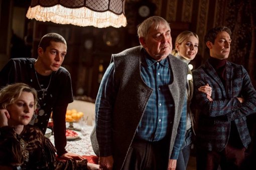 Критики признали «Вампиров средней полосы» лучшим российским сериалом 2021 года