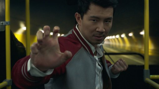 Звезда «Шан-Чи» Симу Лю намекнул на возможное участие в сиквеле «Доктора Стрэнджа»